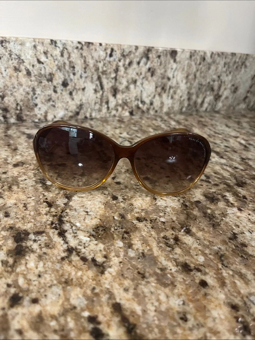 Marc by Marc Jacobs Brown Gradient Oversized Sunglasses